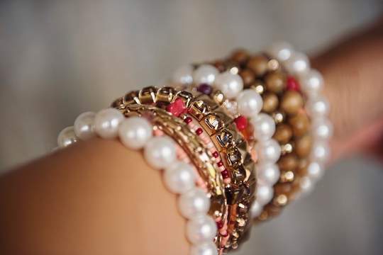 WOMEN'S ACCESSORIES